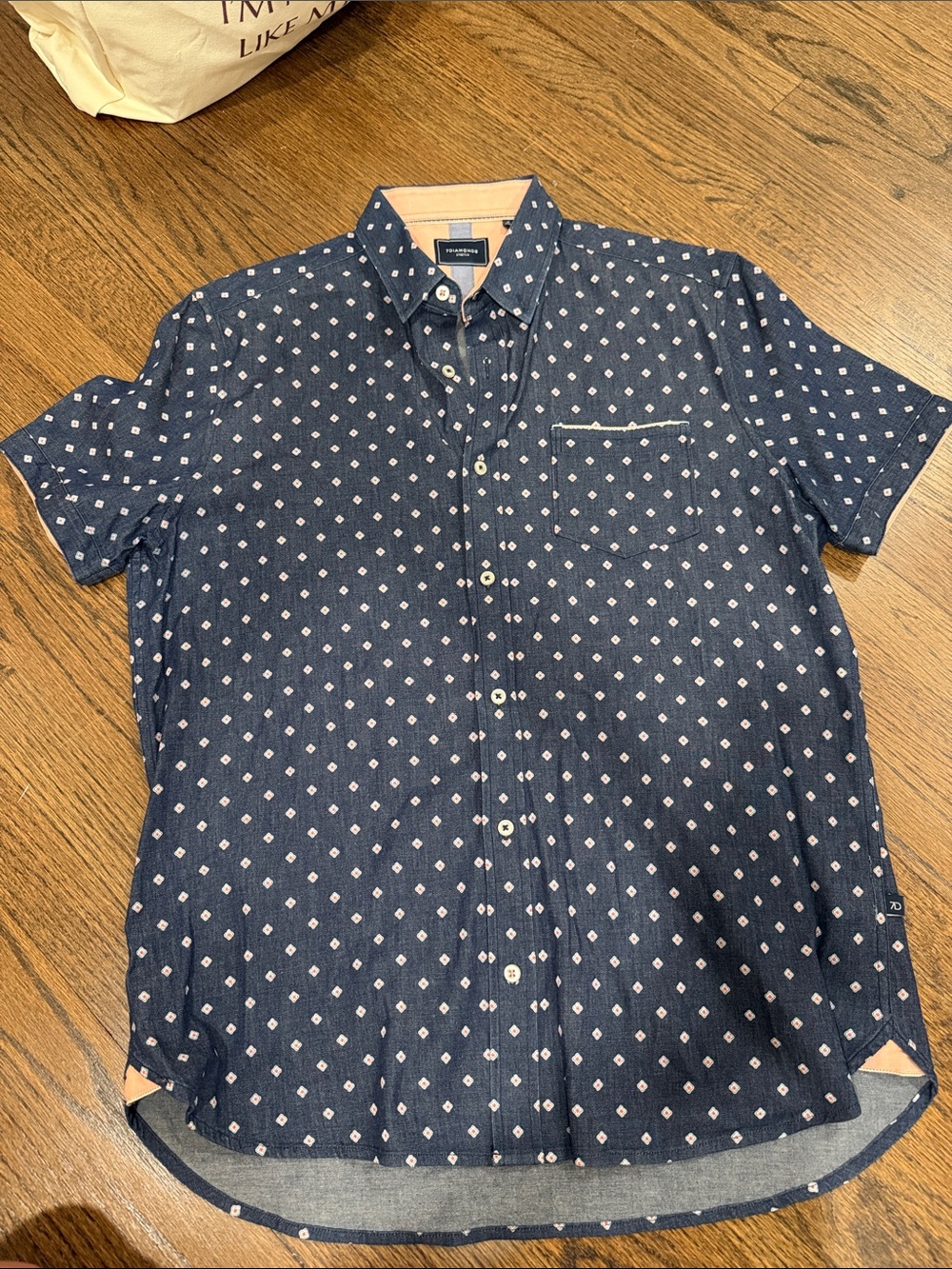 7 Diamonds Navy Short-Sleeve Button-Up with White Geo Print